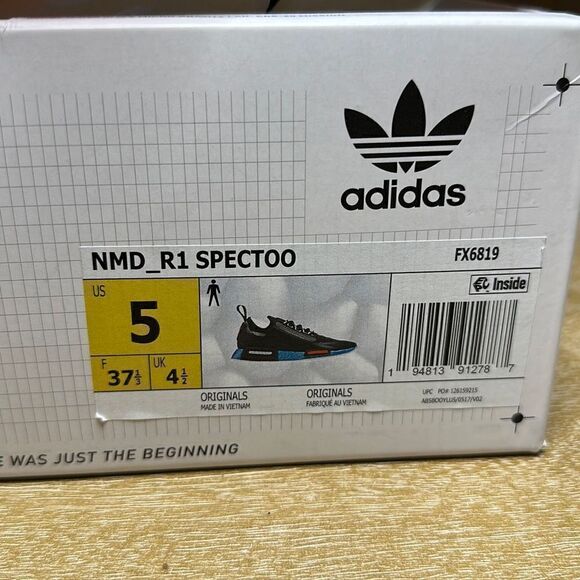 Adidas x NASA NMD R1 Spectoo - Picture 9 of 10